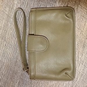 Universal Thread Goods Co. Green Wristlet Wallet